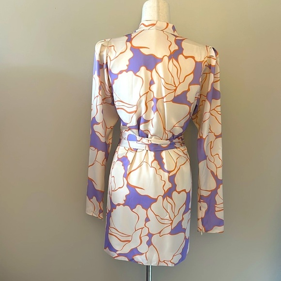 Alexis Fiji Wrap Dress in Wisteria Sz Medium
Party Wedding Vacation Chic Floral - Picture 5 of 12